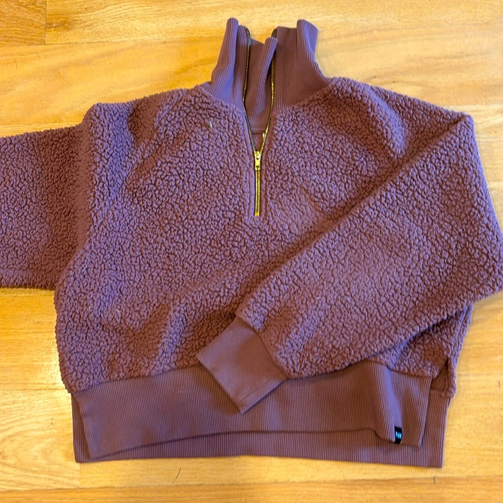 A maroon sweatshirt!